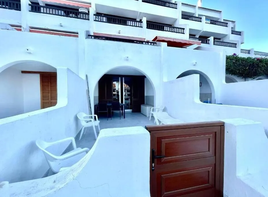 아로나 Duplex Fronte Piscina Santiago 2 아파트